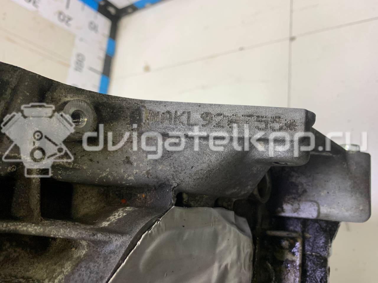 Фото Контрактный (б/у) двигатель AKL для Volkswagen / Seat 101 л.с 8V 1.6 л бензин 06A100098X {forloop.counter}}