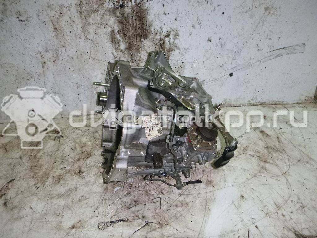 Фото Контрактная (б/у) МКПП для Toyota Avensis / Verso / Rav 4 / Auris / Corolla 124-126 л.с 16V 2.0 л 1AD-FTV Дизельное топливо 3030042300 {forloop.counter}}