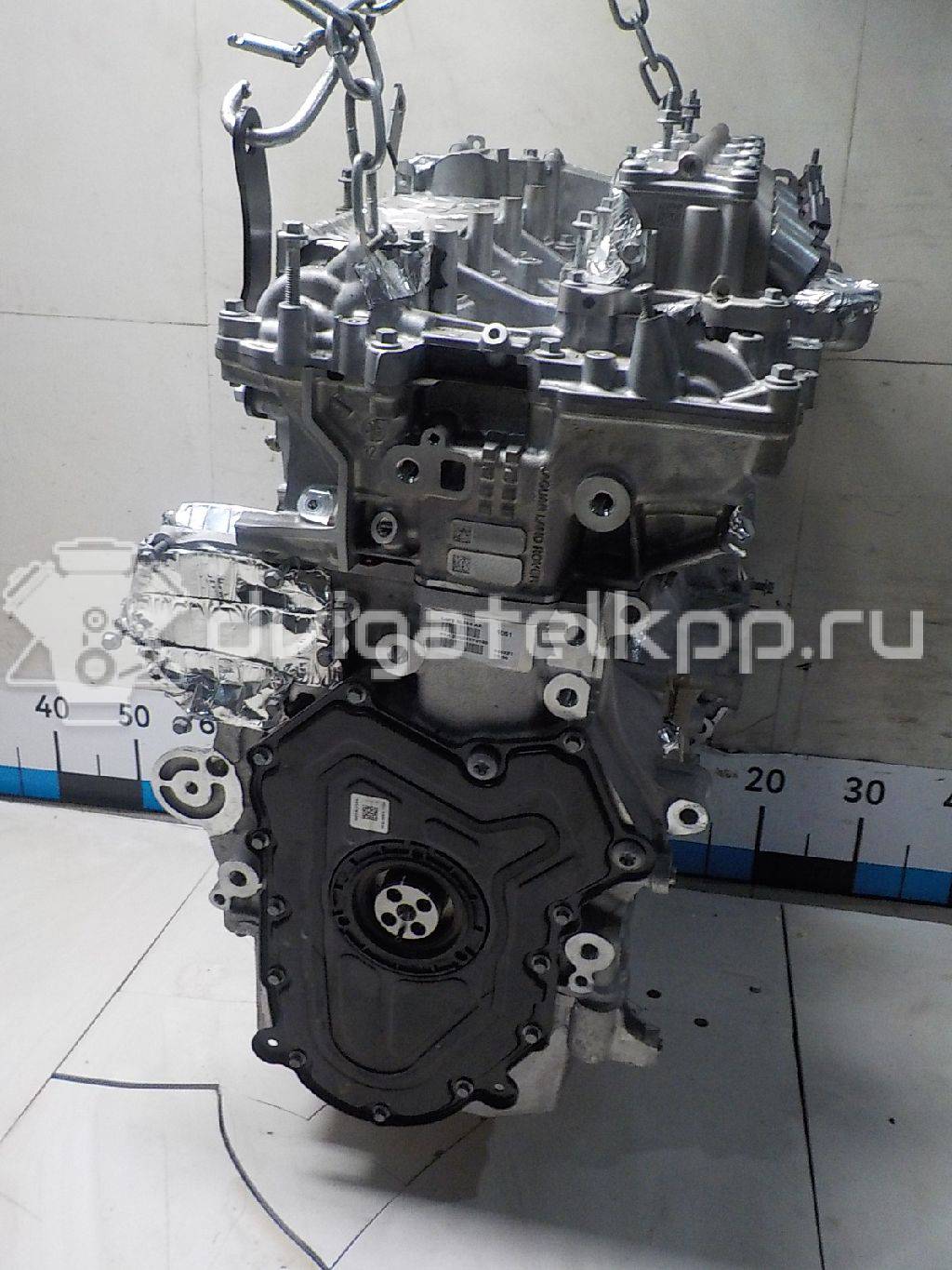 Фото Контрактный (б/у) двигатель  для land rover Discovery Sport  V   LR118401 {forloop.counter}}