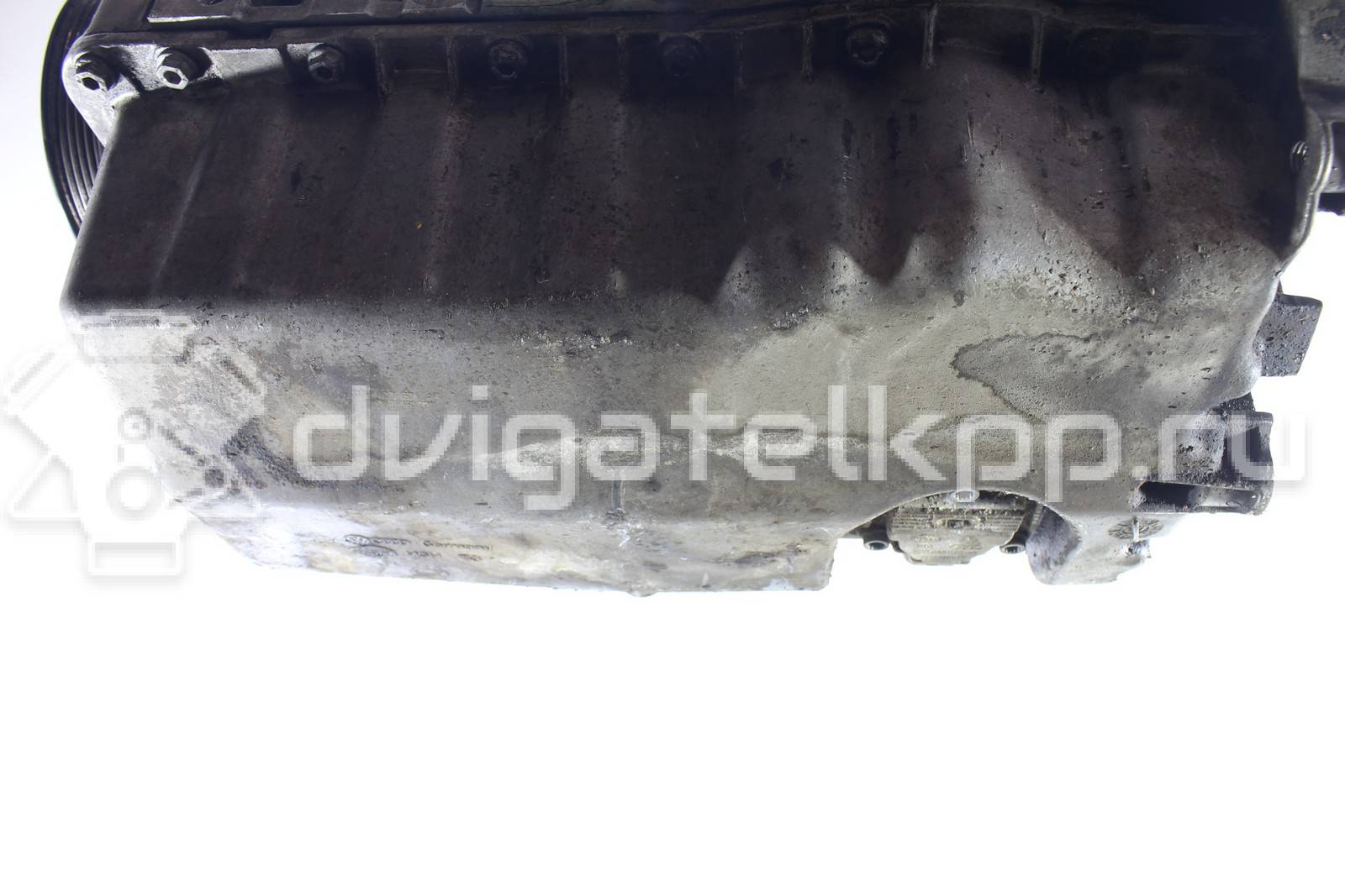 Фото Контрактный (б/у) двигатель BFQ для Volkswagen Bora / Golf 102 л.с 8V 1.6 л бензин 06A100098DX {forloop.counter}}