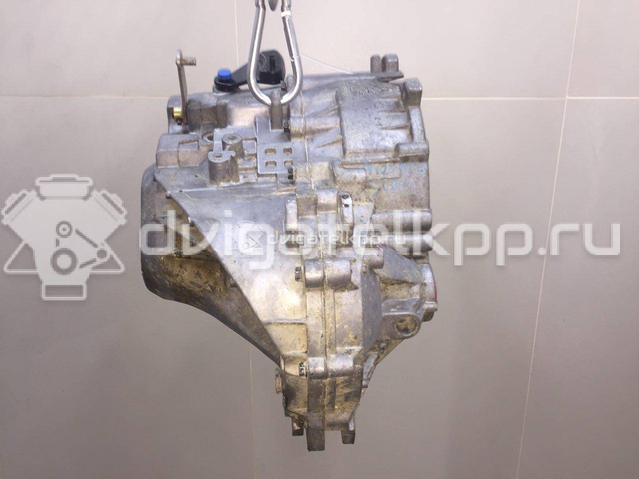 Фото Контрактная (б/у) МКПП для Volvo C70 / S70 Ls / V70 / S60 239-250 л.с 20V 2.3 л B 5234 T3 бензин 36050432 {forloop.counter}}