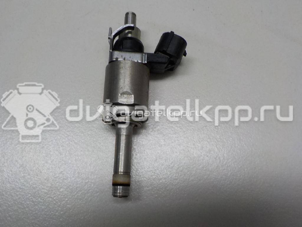 Фото Форсунка инжекторная электрическая  PE0113250B для mazda CX 3 {forloop.counter}}