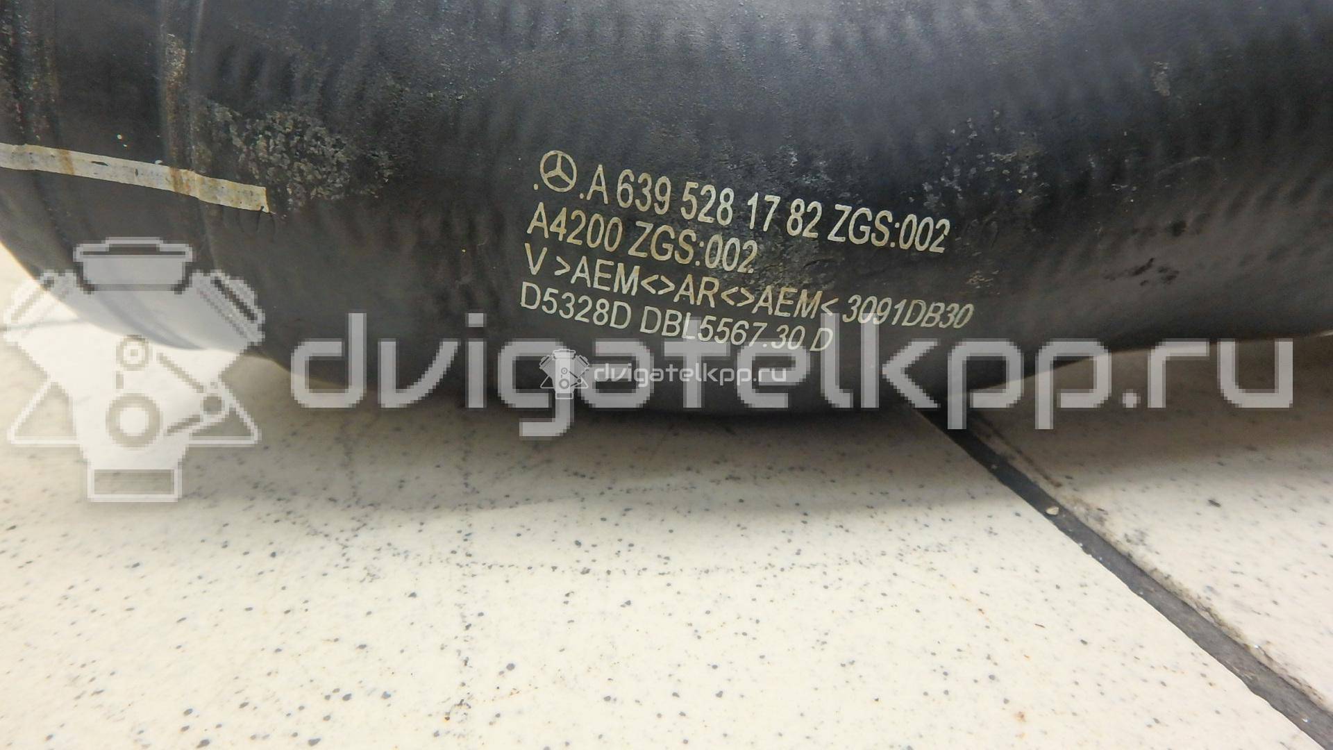 Фото Патрубок интеркулера  6395281782 для Mercedes-Benz Viano W639 / Vito {forloop.counter}}