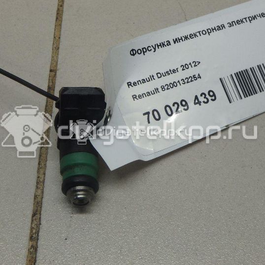 Фото Форсунка инжекторная электрическая  8200132254 для nissan Almera (G15)