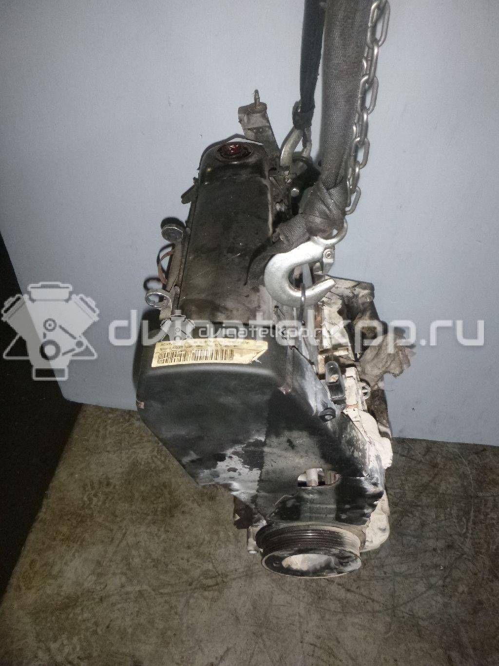 Фото Контрактный (б/у) двигатель AKL для Volkswagen Bora 100-103 л.с 8V 1.6 л бензин 06A100032J {forloop.counter}}