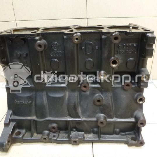 Фото Блок двигателя  06F103011F для skoda Octavia (A5 1Z-)