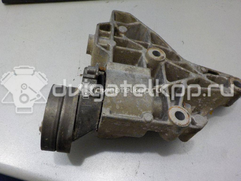 Фото Кронштейн генератора  03C903143B для Volkswagen Tiguan / Jetta {forloop.counter}}