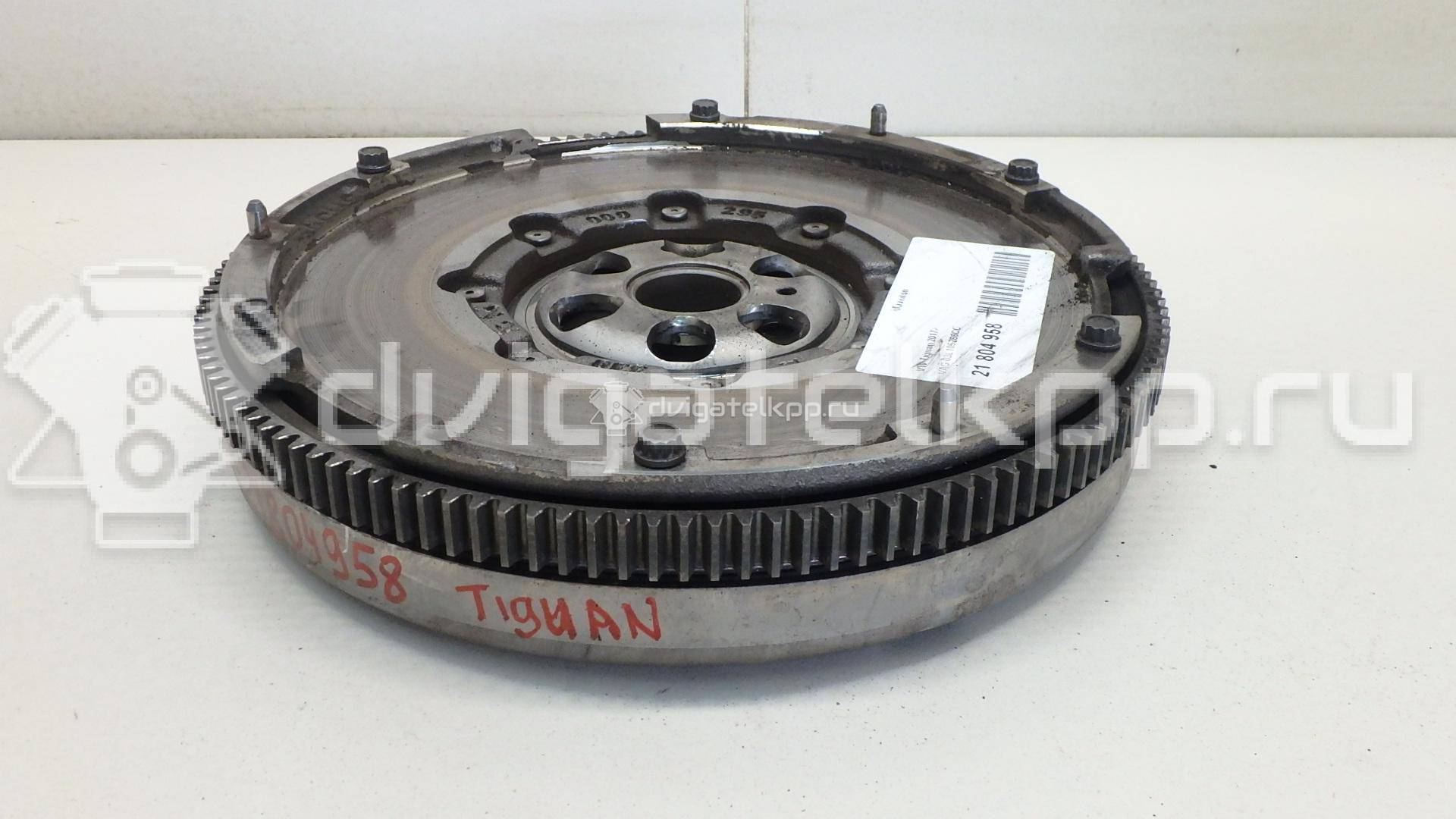 Фото Маховик  03l105266cc для Volkswagen Scirocco / Tiguan / Touran / Cc / Sharan {forloop.counter}}