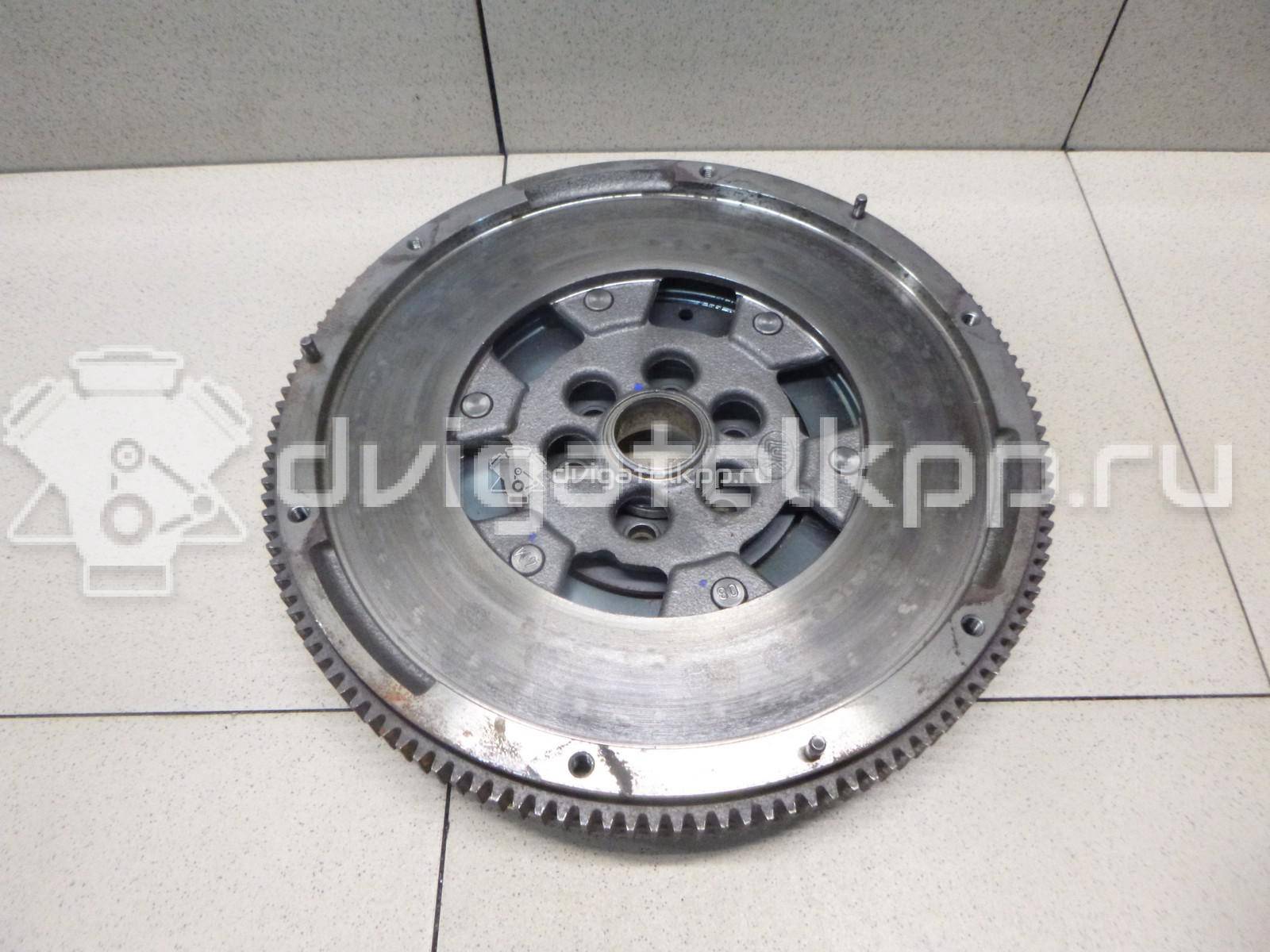 Фото Маховик  03l105266cc для Volkswagen Scirocco / Tiguan / Touran / Cc / Sharan {forloop.counter}}