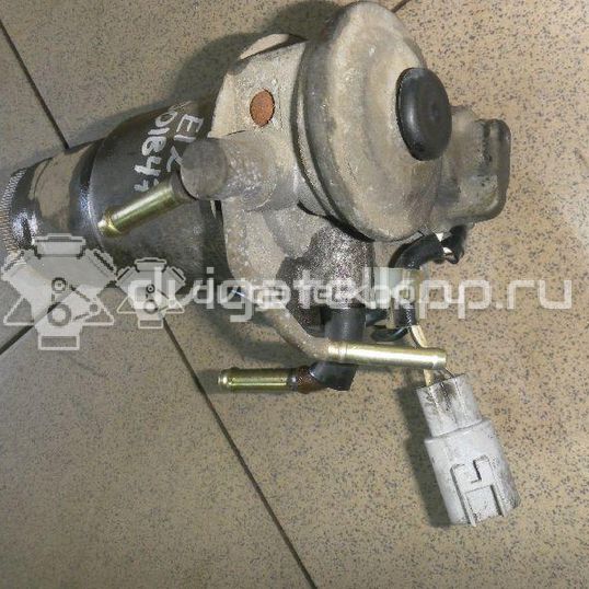 Фото Кронштейн топливного фильтра  2338027130 для Toyota Avensis / Corona / Rav 4 / Previa / Corolla