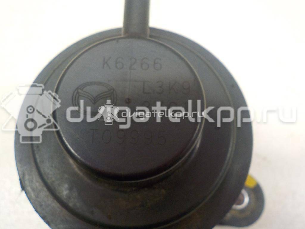 Фото Клапан воздушный для двигателя B3 (16V) для Mazda Demio Dw / 121 / 323 53-73 л.с 16V 1.3 л бензин L3K920250A {forloop.counter}}