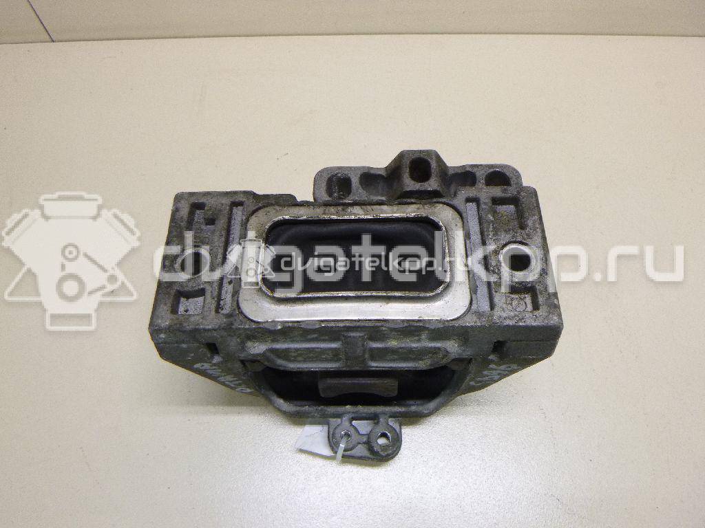 Фото Опора двигателя правая  1J0199262BF для Audi A4 / A6 / A3 / 80 / Cabriolet 8G7, B4 {forloop.counter}}