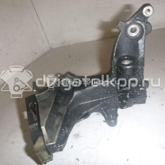 Фото Кронштейн генератора для двигателя 9HV (DV6TED4) для Peugeot 308 / 207 / 307 / Partner 90 л.с 16V 1.6 л Дизельное топливо 5706K0