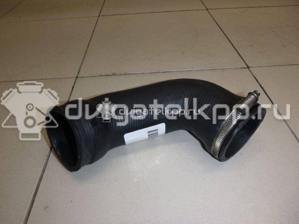 Фото Патрубок интеркулера для двигателя PG для Volkswagen Passat / Golf / Corrado 53I 150-160 л.с 8V 1.8 л бензин 357145838E {forloop.counter}}