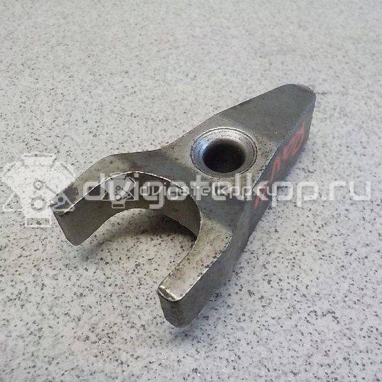 Фото Кронштейн форсунки для двигателя 2AD-FHV для Toyota Avensis / Verso / Rav 4 / Auris / Corolla 150-177 л.с 16V 2.2 л Дизельное топливо 236950R020