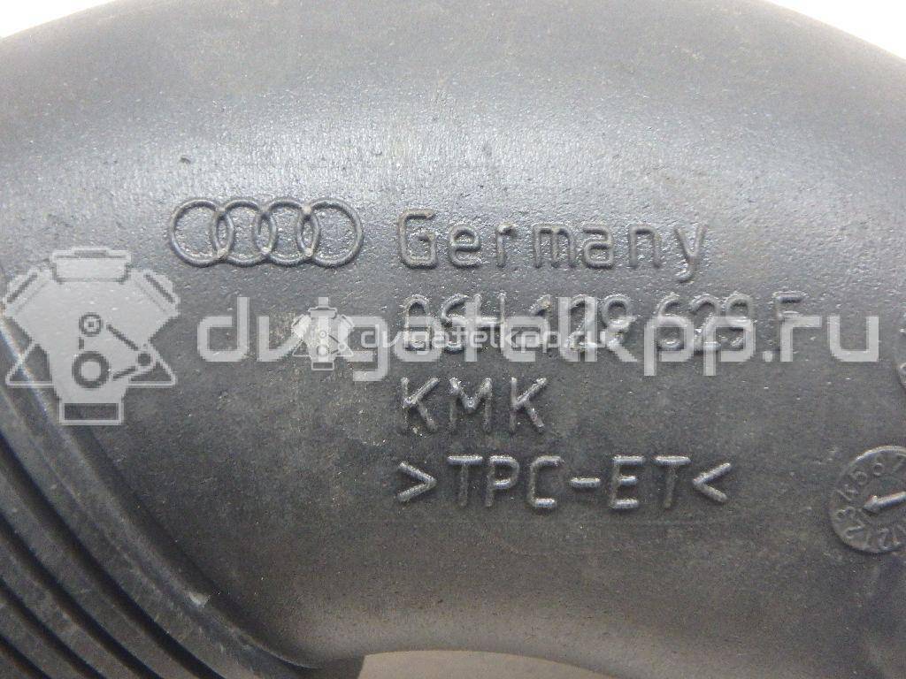 Фото Гофра воздуховода для двигателя CJEB для Audi A5 / A4 170 л.с 16V 1.8 л бензин 06H129629F {forloop.counter}}