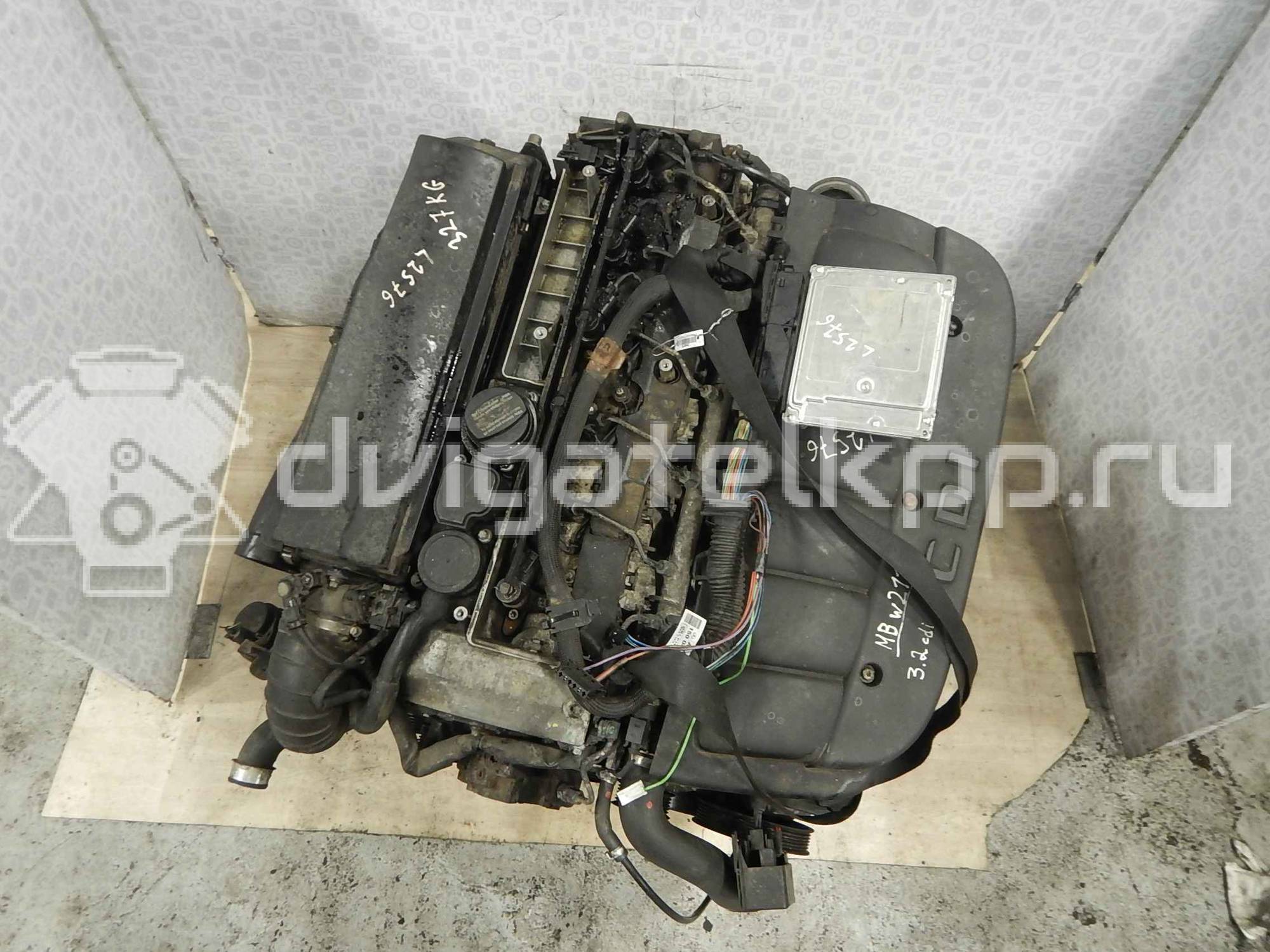 Фото Контрактный (б/у) двигатель OM 648.961 (OM648 LA) для Mercedes-Benz E-Class 177-204 л.с 24V 3.2 л Дизельное топливо {forloop.counter}}