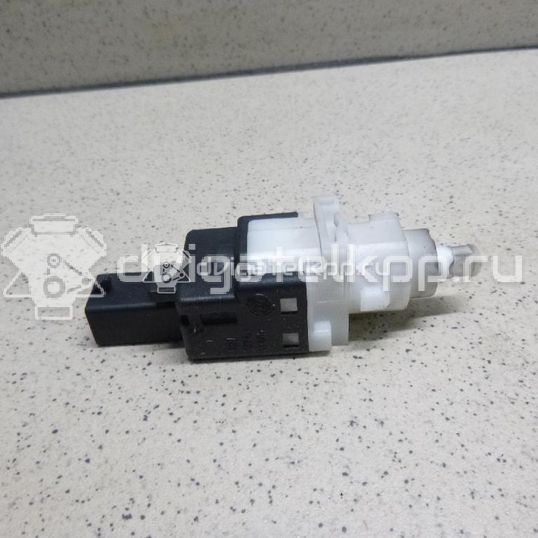 Фото Датчик включения стопсигнала  46840510 для Fiat Stilo 192 / Idea 350 / Linea 323 / Multipla 186 / Bravo