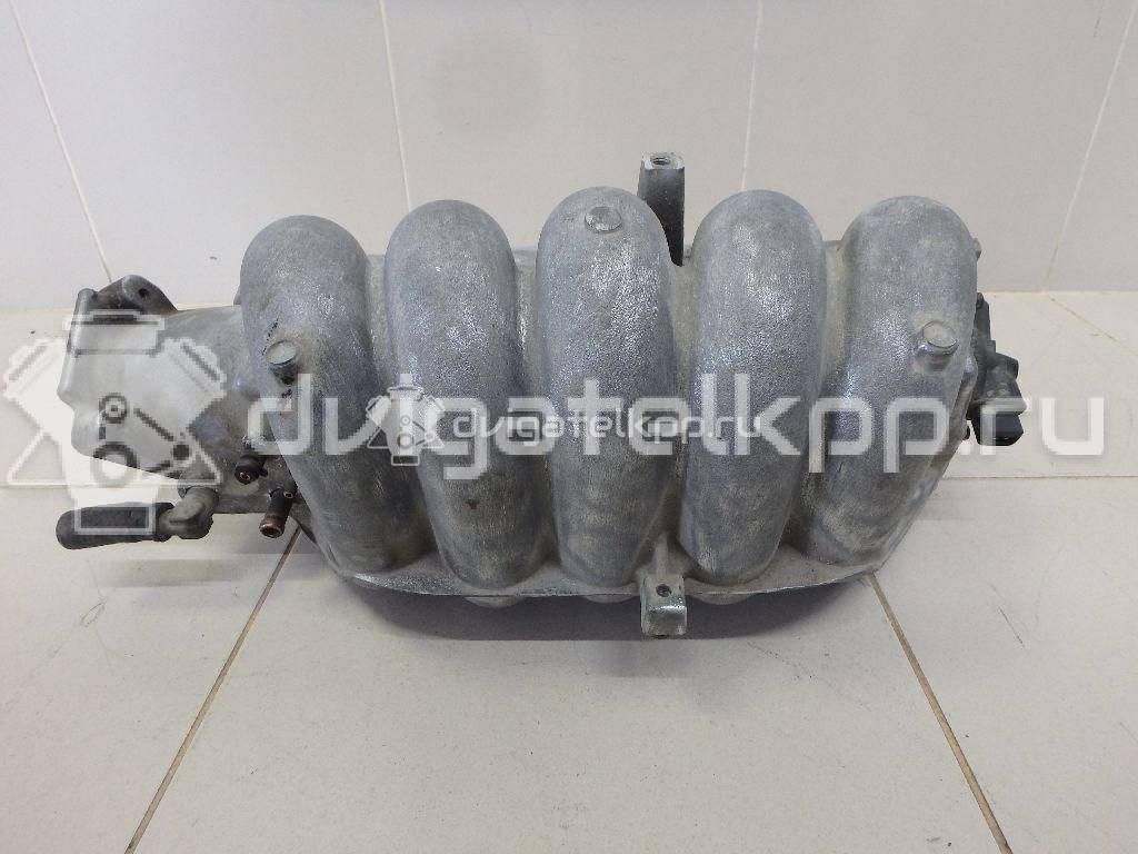 Фото Коллектор впускной для двигателя B 5244 S2 для Volvo S80 / V70 / S70 Ls / S60 140 л.с 20V 2.4 л бензин {forloop.counter}}