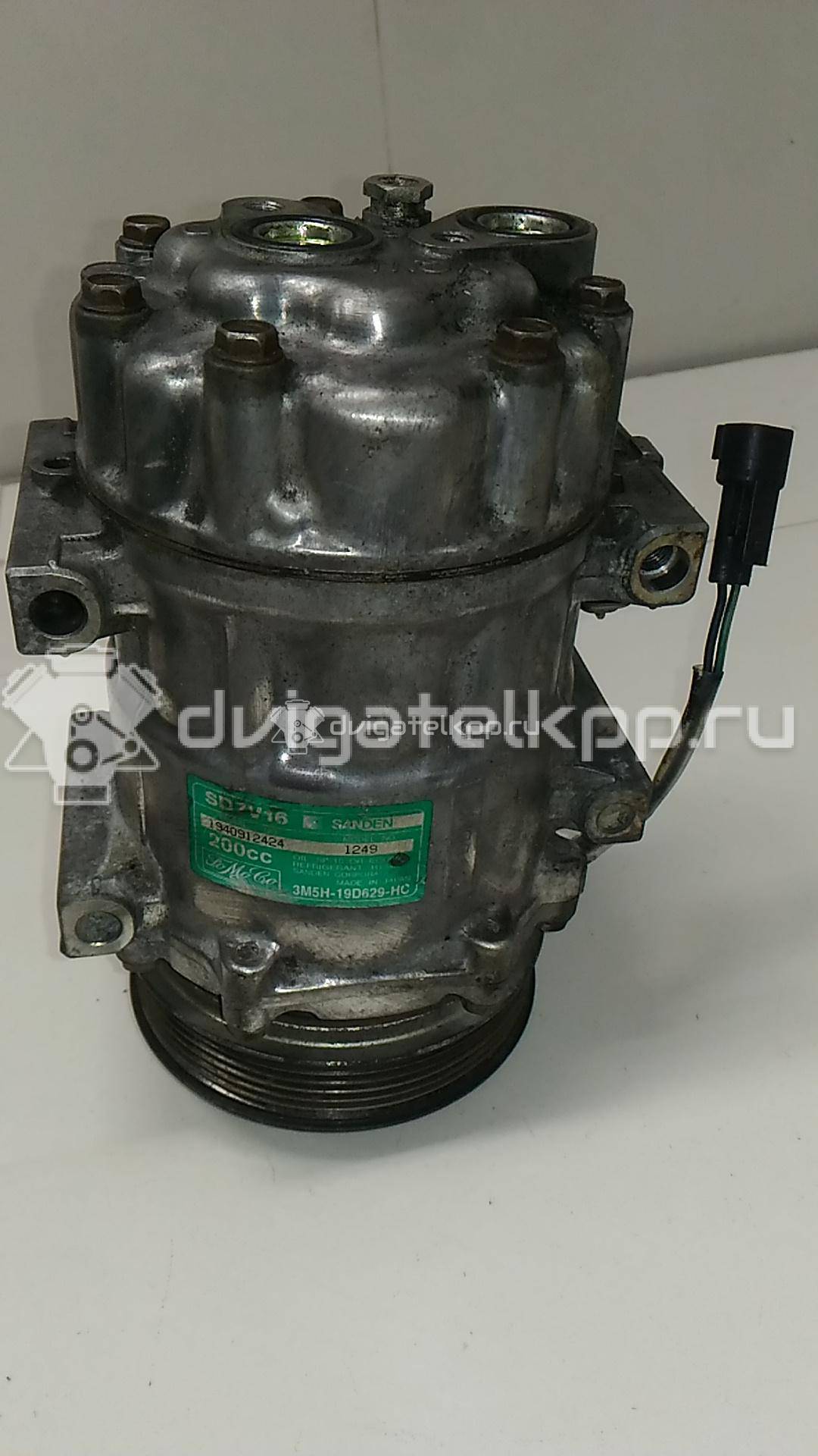 Фото Компрессор системы кондиционирования  3m5h19d629hc для Ford Focus / Kuga / C-Max {forloop.counter}}