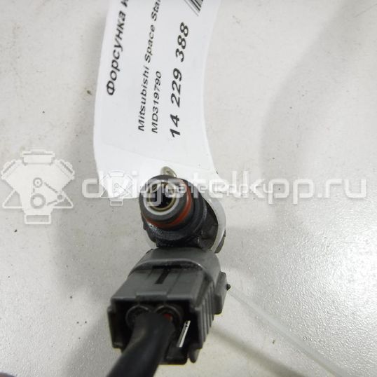 Фото Форсунка инжекторная электрическая для двигателя 4G13 (8V) для Mitsubishi Colt / Mirage / Lancer 60-69 л.с 8V 1.3 л бензин MD319790