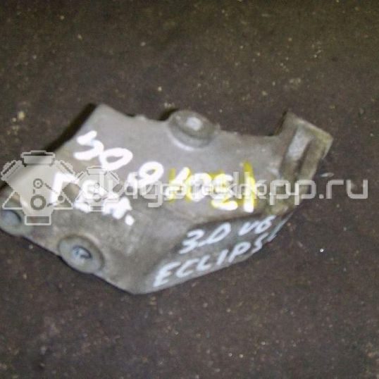 Фото Кронштейн генератора для двигателя 6G72 (DOHC 24V) для Mitsubishi Eclipse / Diamante / Galant / Pajero / L 143-286 л.с 24V 3.0 л бензин