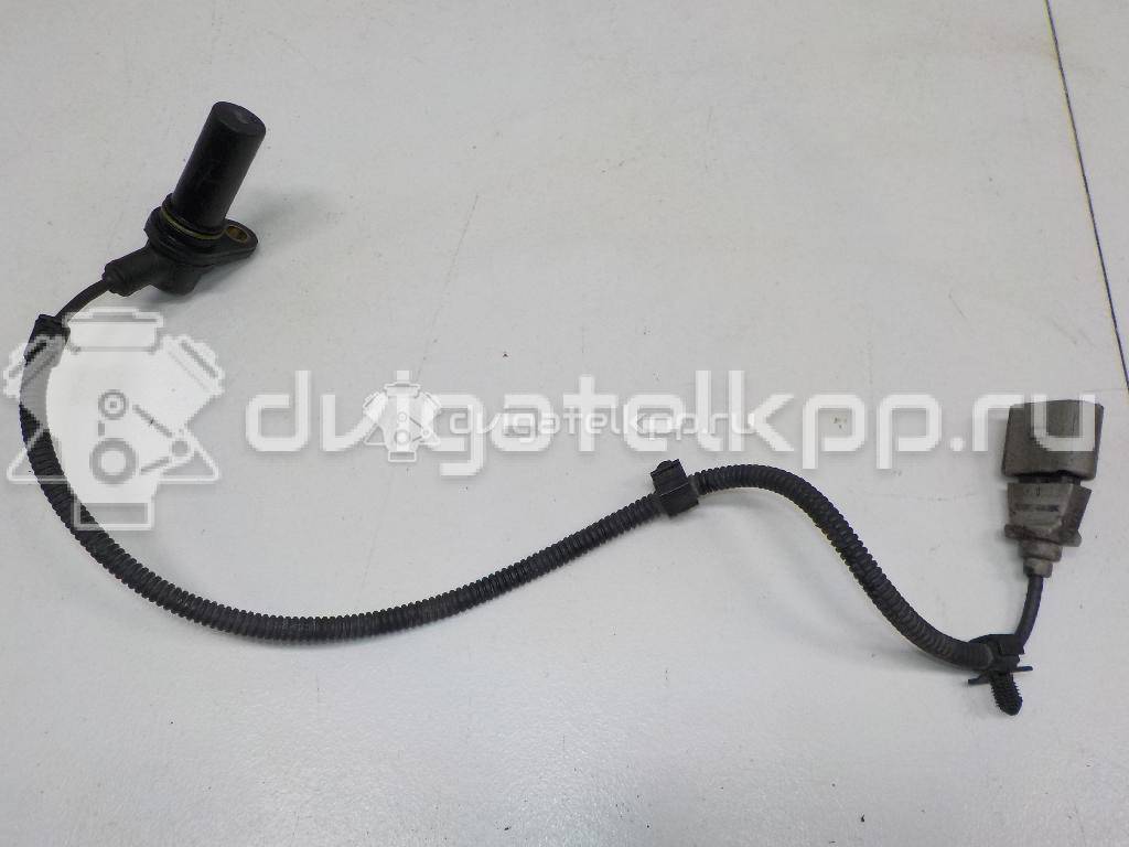 Фото Датчик положения коленвала  038957147F для Ford Capri / Fiesta / Galaxy / Mondeo {forloop.counter}}