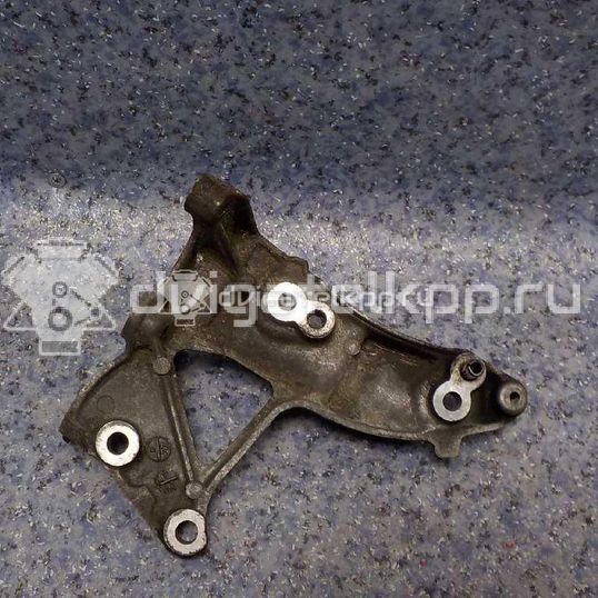 Фото Кронштейн генератора для двигателя HHJB для Ford Fiesta / Fusion Ju 90 л.с 16V 1.6 л Дизельное топливо 1479827