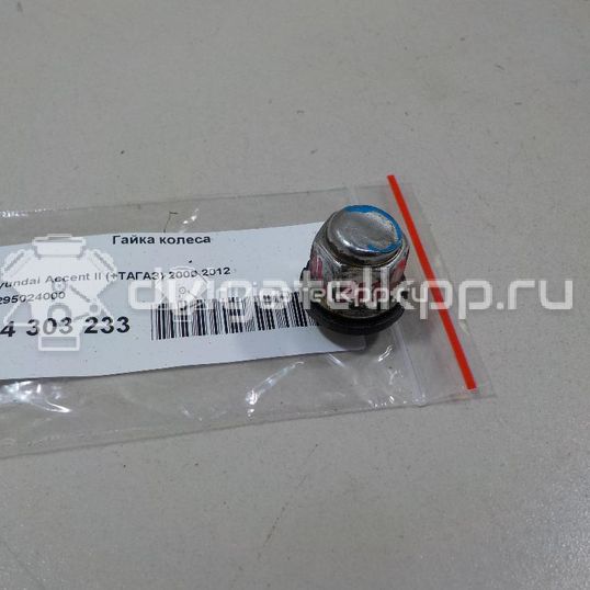 Фото Гайка колеса  5295024000 для Hyundai I10 / Ix35 Lm, El, Elh / Getz Tb / Ix20 Jc / Accent