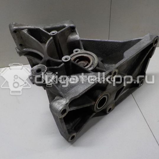 Фото Насос водяной (помпа)  PEM500040 для Land Rover Freelander / Discovery / Defender L316