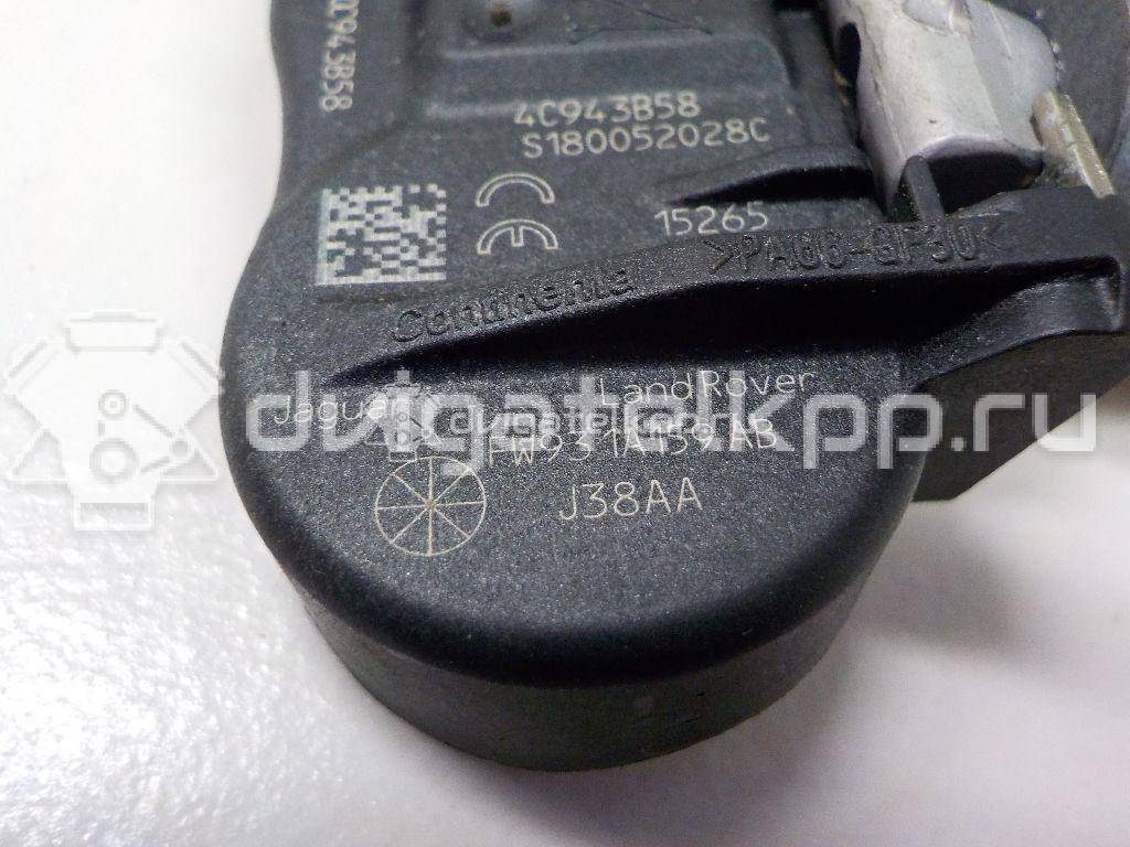 Фото Датчик давления в шине  LR066378 для Land Rover Freelander / Range Rover / Discovery / Defender L316 {forloop.counter}}