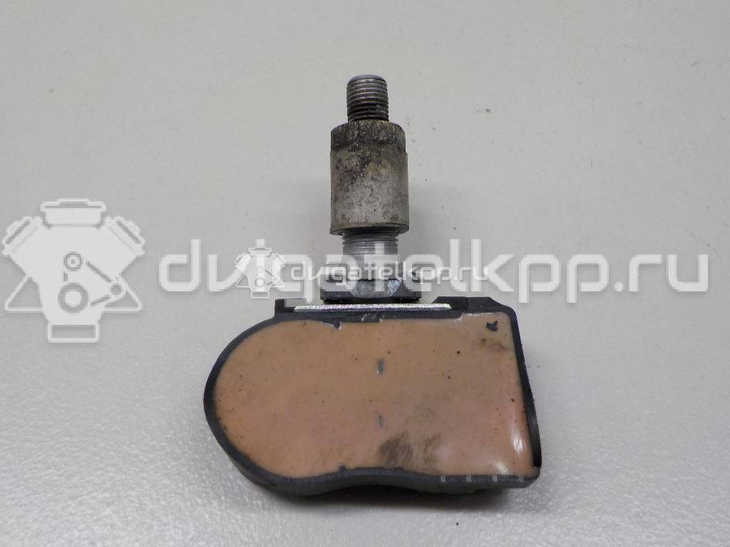 Фото Датчик давления в шине  LR066378 для Land Rover Freelander / Range Rover / Discovery / Defender L316 {forloop.counter}}