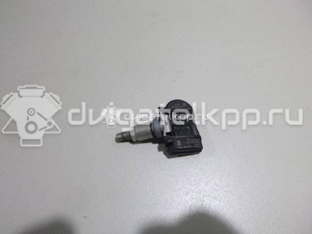 Фото Датчик давления в шине  LR066378 для Land Rover Freelander / Range Rover / Discovery / Defender L316 {forloop.counter}}