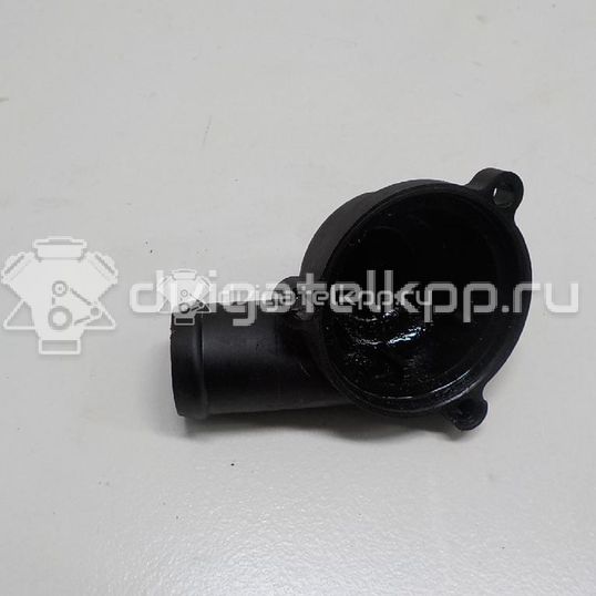 Фото Крышка термостата для двигателя CFNA для Volkswagen / Seat 105 л.с 16V 1.6 л бензин 03C121121D