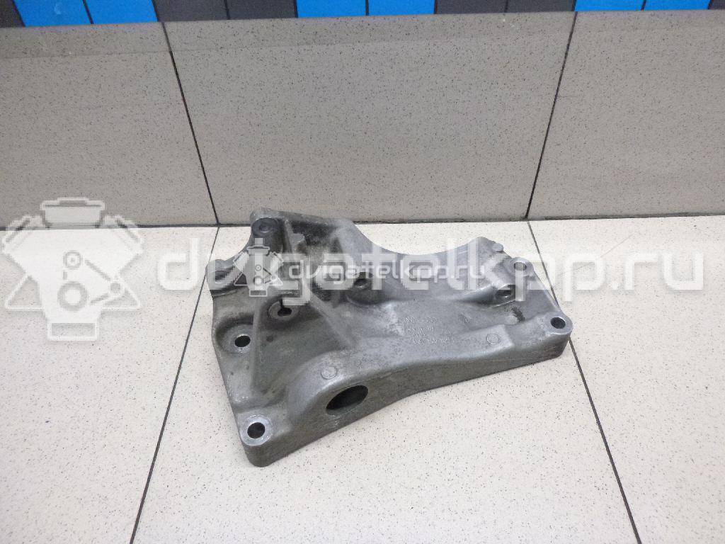 Фото Кронштейн генератора для двигателя AEE для Volkswagen Polo / Caddy / Vento 1H2 / Golf 75 л.с 8V 1.6 л бензин 030145169H {forloop.counter}}