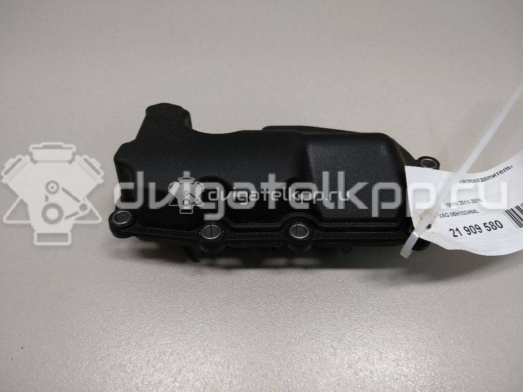 Фото Маслоотделитель для двигателя CAWA для Volkswagen Jetta 170 л.с 16V 2.0 л бензин 06H103464L {forloop.counter}}