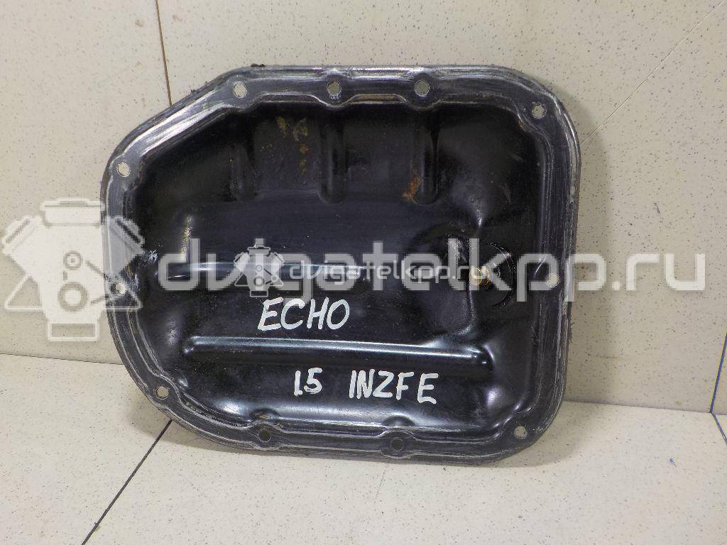 Фото Поддон масляный двигателя для двигателя 1NZ-FXE для Toyota Yaris / Prius 58-101 л.с 16V 1.5 л бензин 1210221010 {forloop.counter}}