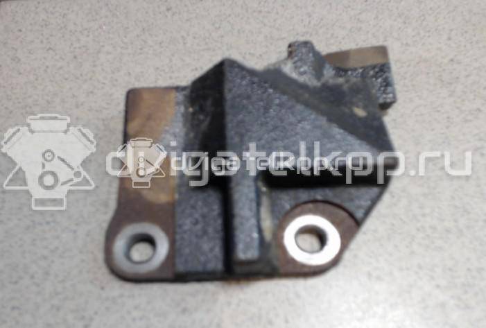 Фото Кронштейн ТНВД для двигателя 1KD-FTV для Toyota Dyna / Land Cruiser / Hiace / Hilux / Fortuner N5 , N6 102-204 л.с 16V 3.0 л Дизельное топливо 2281330010 {forloop.counter}}