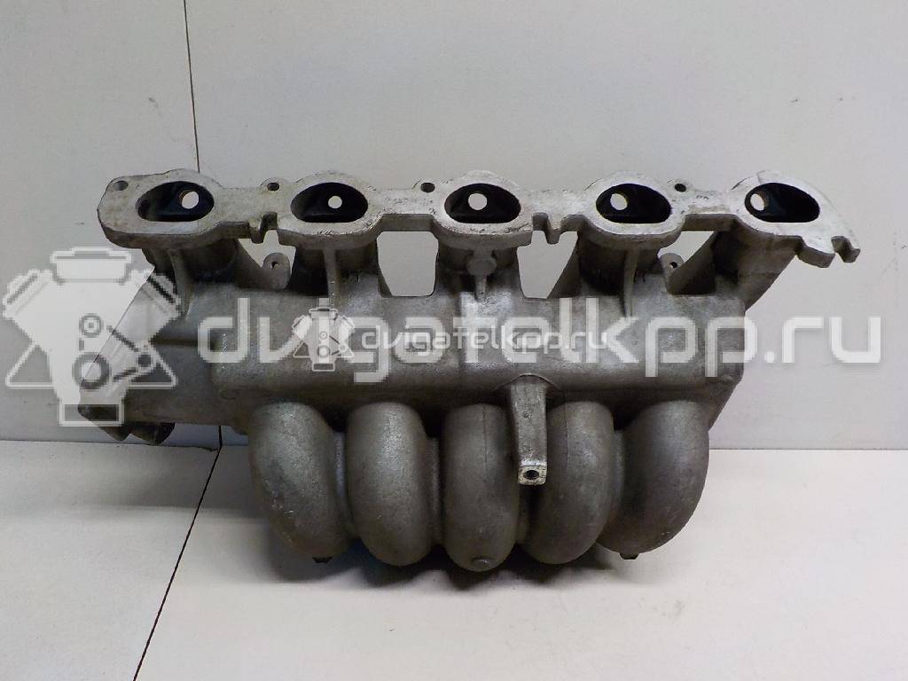 Фото Коллектор впускной для двигателя B 5244 S для Volvo S70 Ls / C70 / V70 / S60 / S80 170 л.с 20V 2.4 л бензин 8699533 {forloop.counter}}