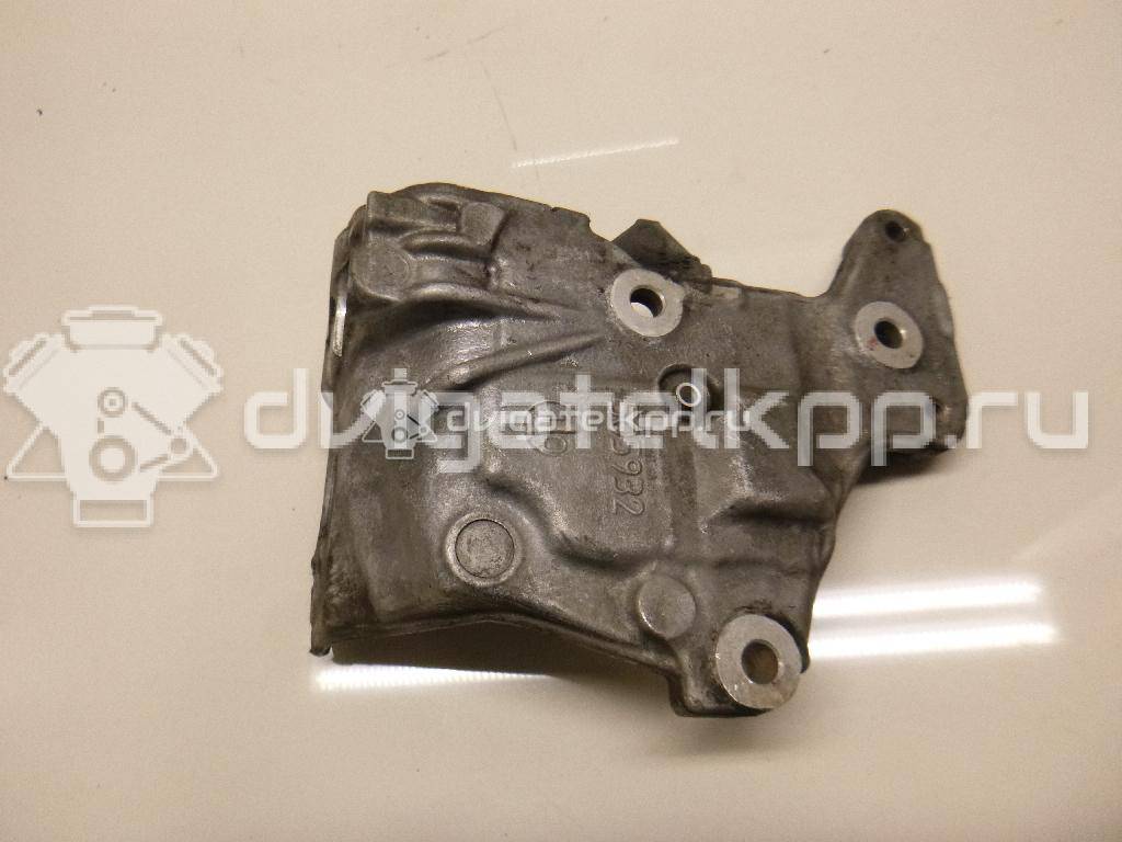 Фото Кронштейн топливного фильтра для двигателя 9HZ (DV6TED4) для Citroen Berlingo / C3 / C2 Jm / C5 109 л.с 16V 1.6 л Дизельное топливо 190244 {forloop.counter}}