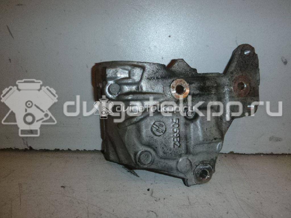 Фото Кронштейн топливного фильтра для двигателя 9HY (DV6TED4) для Citroen C4 / C5 / Xsara 109-116 л.с 16V 1.6 л Дизельное топливо 190244 {forloop.counter}}