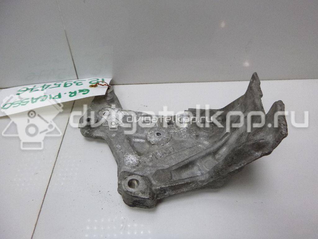 Фото Кронштейн топливного фильтра для двигателя 9HY (DV6TED4) для Citroen C4 / C5 / Xsara 109-116 л.с 16V 1.6 л Дизельное топливо 190244 {forloop.counter}}