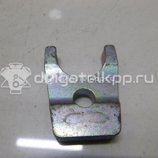 Фото Кронштейн форсунки для двигателя 6G74 (DOHC 24V) для Mitsubishi Proudia Dignity S4 A, S3 A / Pajero 184-260 л.с 24V 3.5 л бензин MR988381