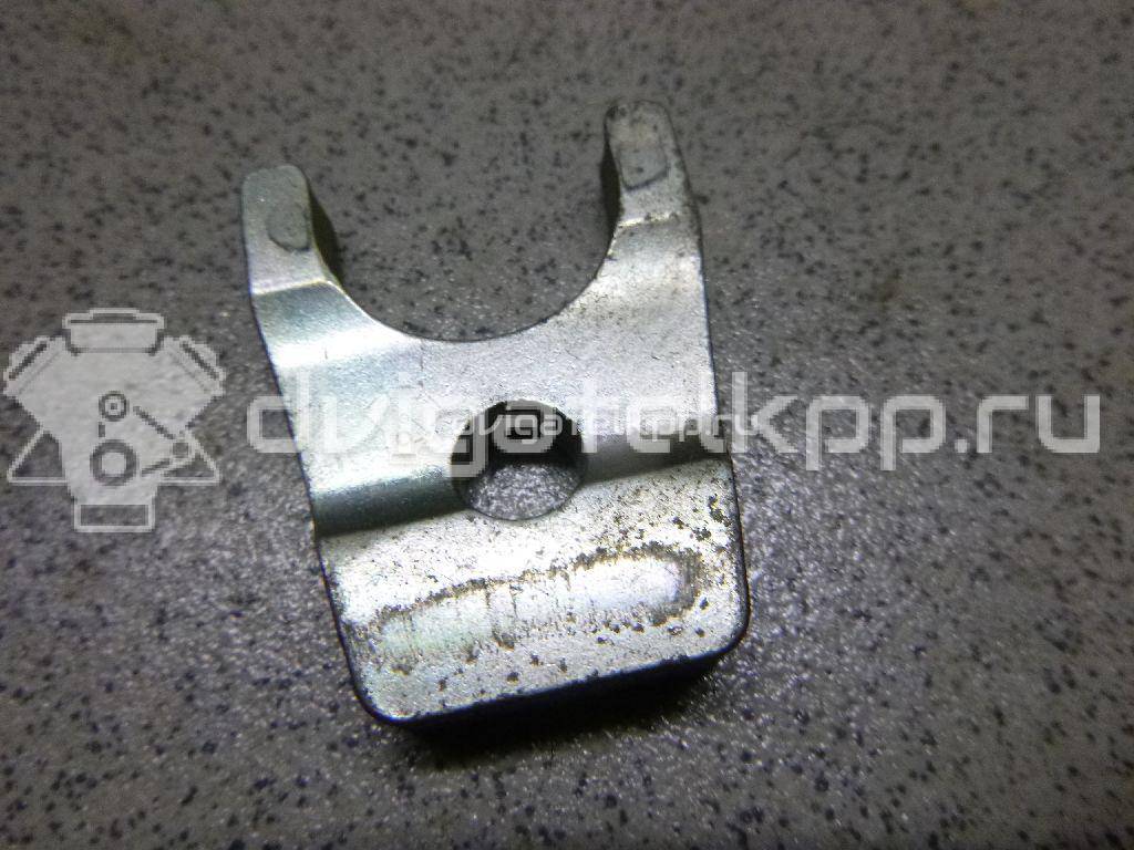 Фото Кронштейн форсунки для двигателя 6G74 (DOHC 24V) для Mitsubishi Proudia Dignity S4 A, S3 A / Pajero 184-260 л.с 24V 3.5 л бензин MR988381 {forloop.counter}}