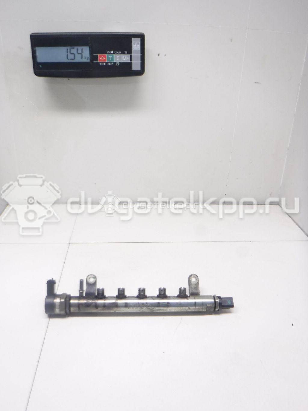 Фото Рейка топливная (рампа) для двигателя 224DT для Land Rover Freelander / Range Rover / Discovery 150-190 л.с 16V 2.2 л Дизельное топливо LR022334 {forloop.counter}}