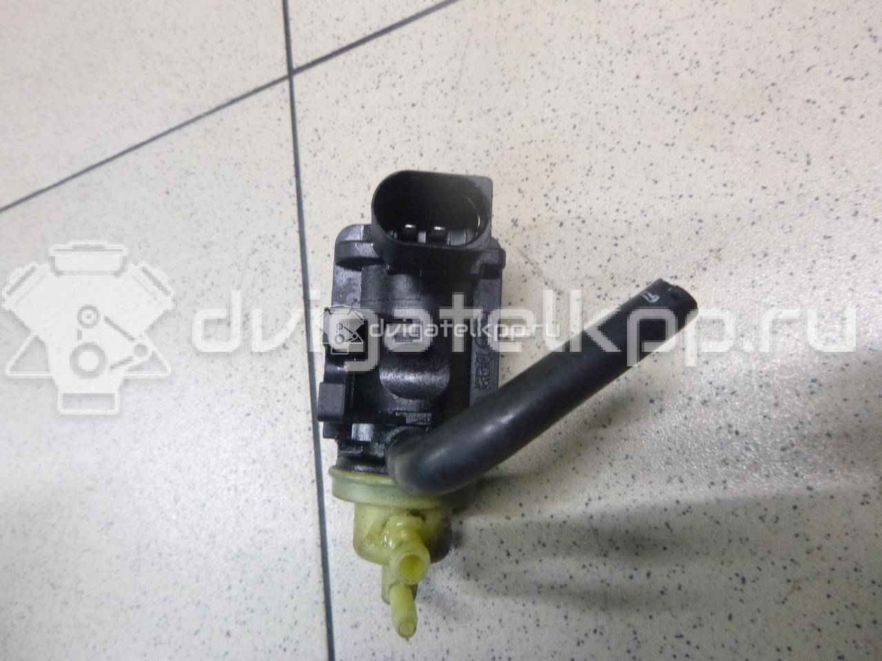 Фото Клапан электромагнитный  1K0906627B для Skoda Roomster 5J / Octaviaii 1Z3 / Yeti 5L / Fabia / Octavia {forloop.counter}}